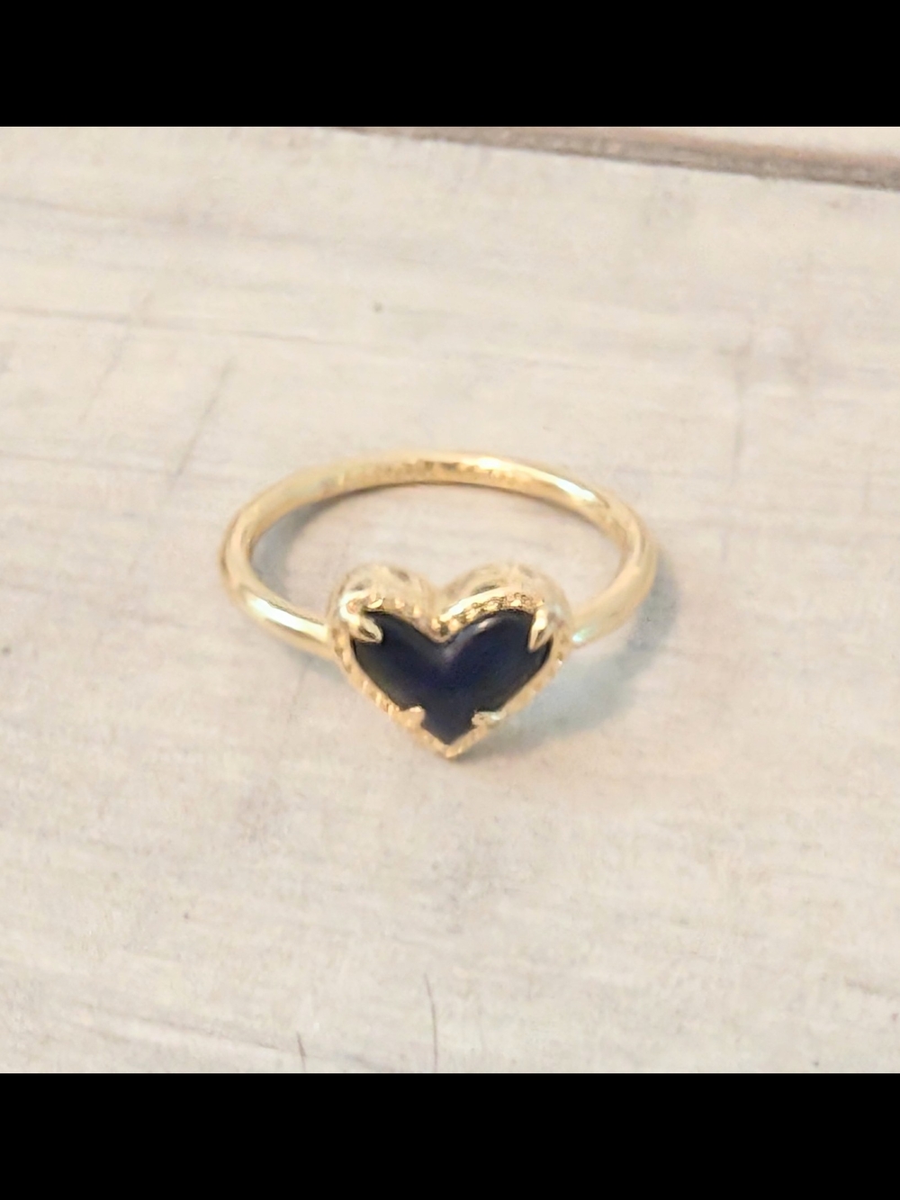Kendra Scott Ari Heart Ring Gold And Black Size 8